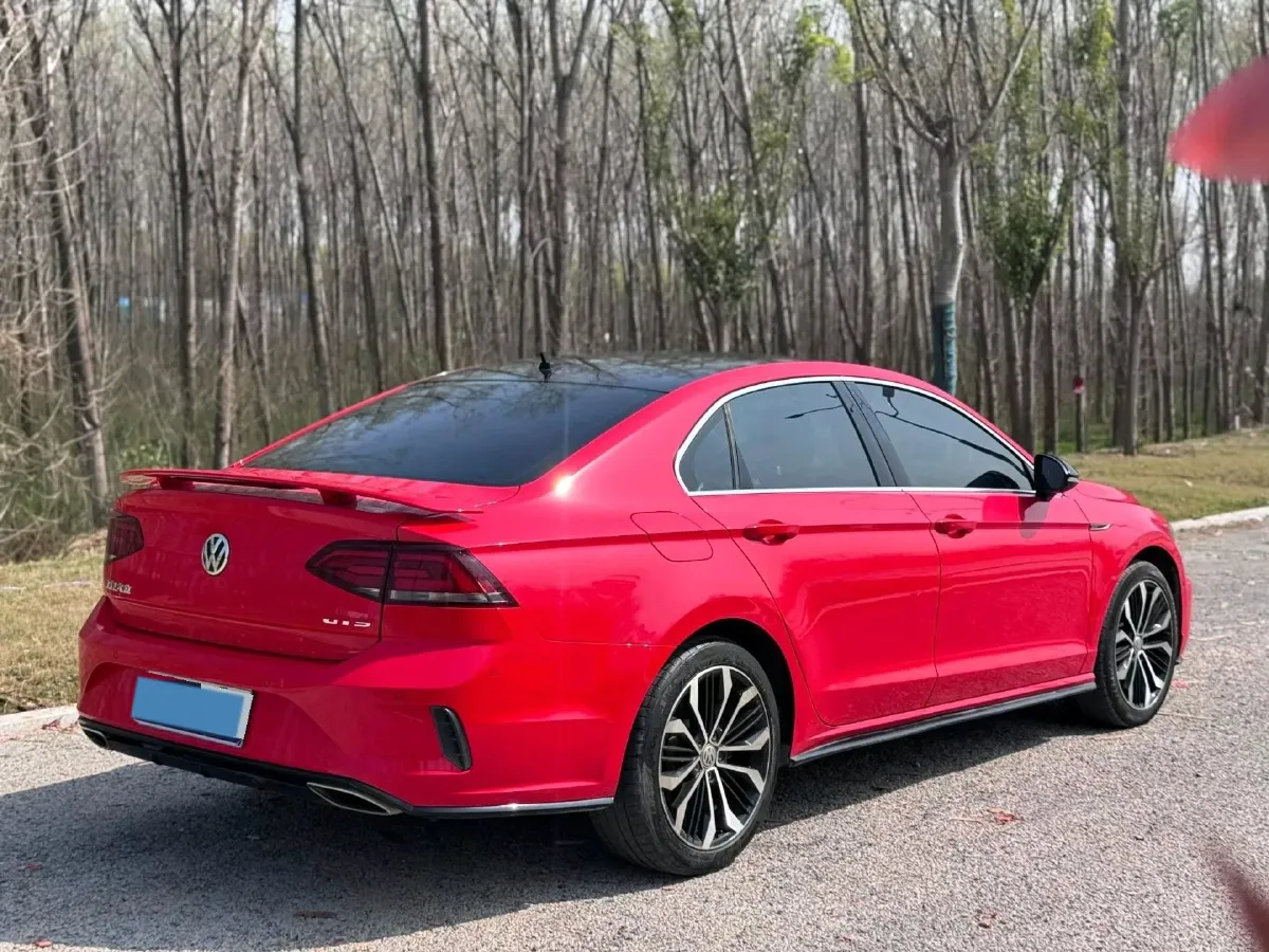 2017 Volkswagen Lamando 2.0T 220HP L4 7DCT,autocango,china used car exporter,china ev exporter,chinese used car exporter,chinese used ev exporter