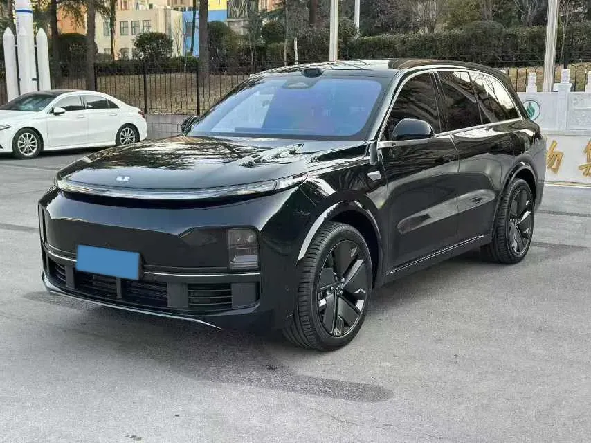 2025 Li L8 Range Extended 154HP REEV,autocango,china used car exporter,china ev exporter,chinese used car exporter,chinese used ev exporter