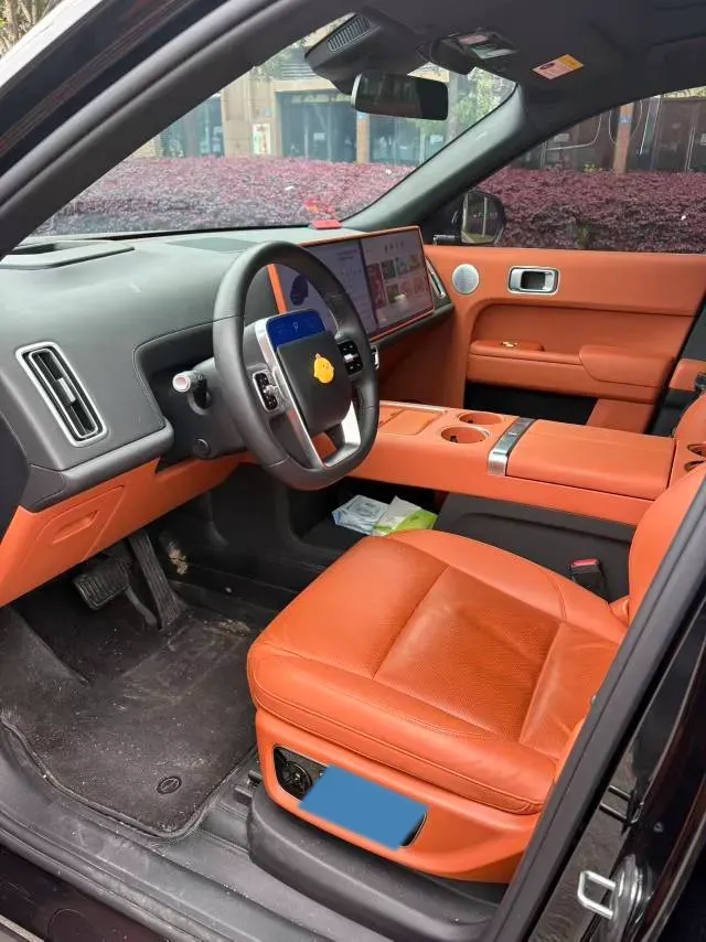 2025 Li L8 Range Extended 154HP REEV,autocango,china used car exporter,china ev exporter,chinese used car exporter,chinese used ev exporter