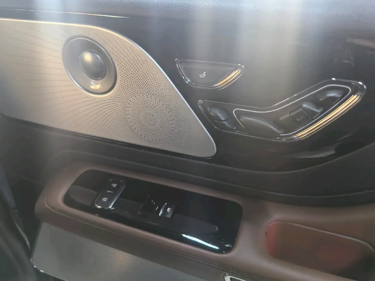 2020 Lincoln Aviator 3.0T 355HP V6 10AT PHEV 13.5KWH,autocango,china used car exporter,china ev exporter,chinese used car exporter,chinese used ev exporter