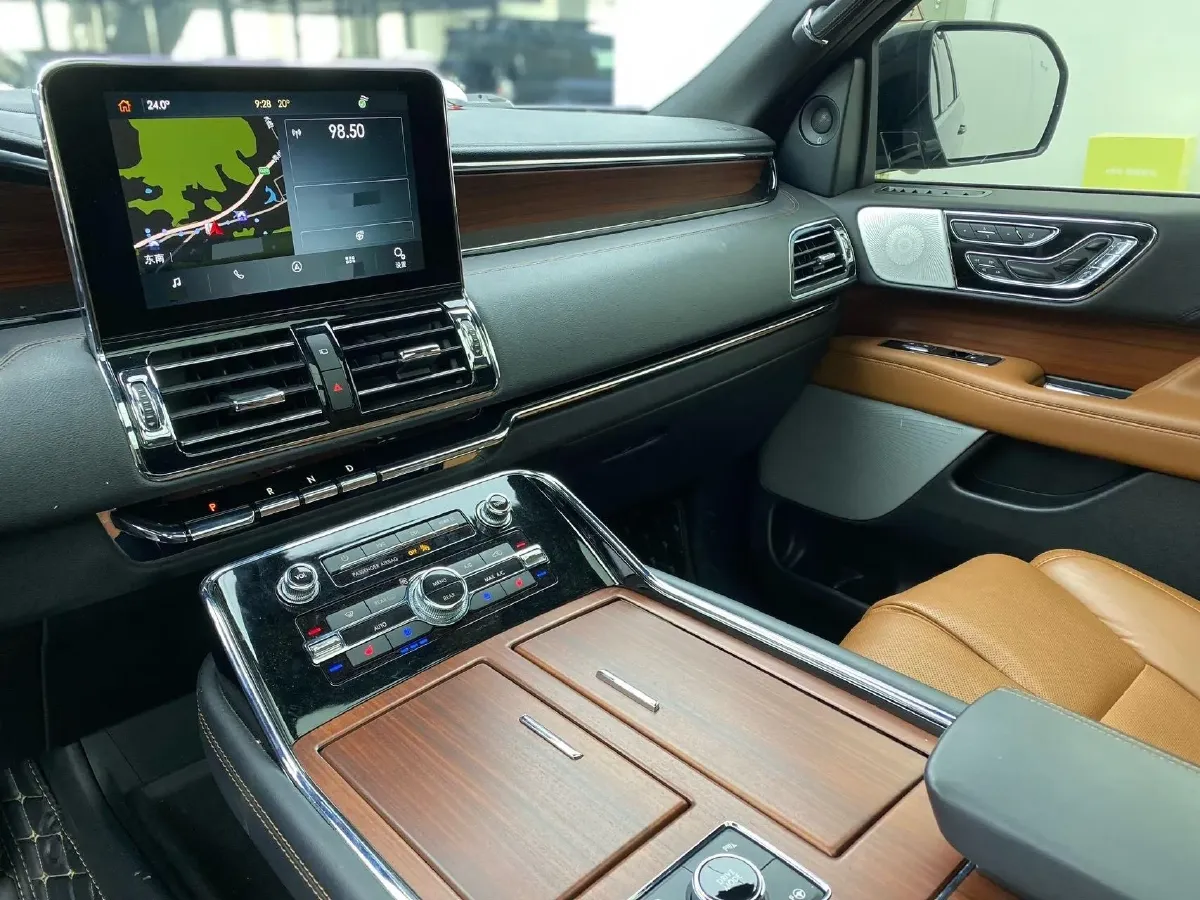 2020 Lincoln Navigator 3.5T 388HP V6 10AT,autocango,china used car exporter,china ev exporter,chinese used car exporter,chinese used ev exporter