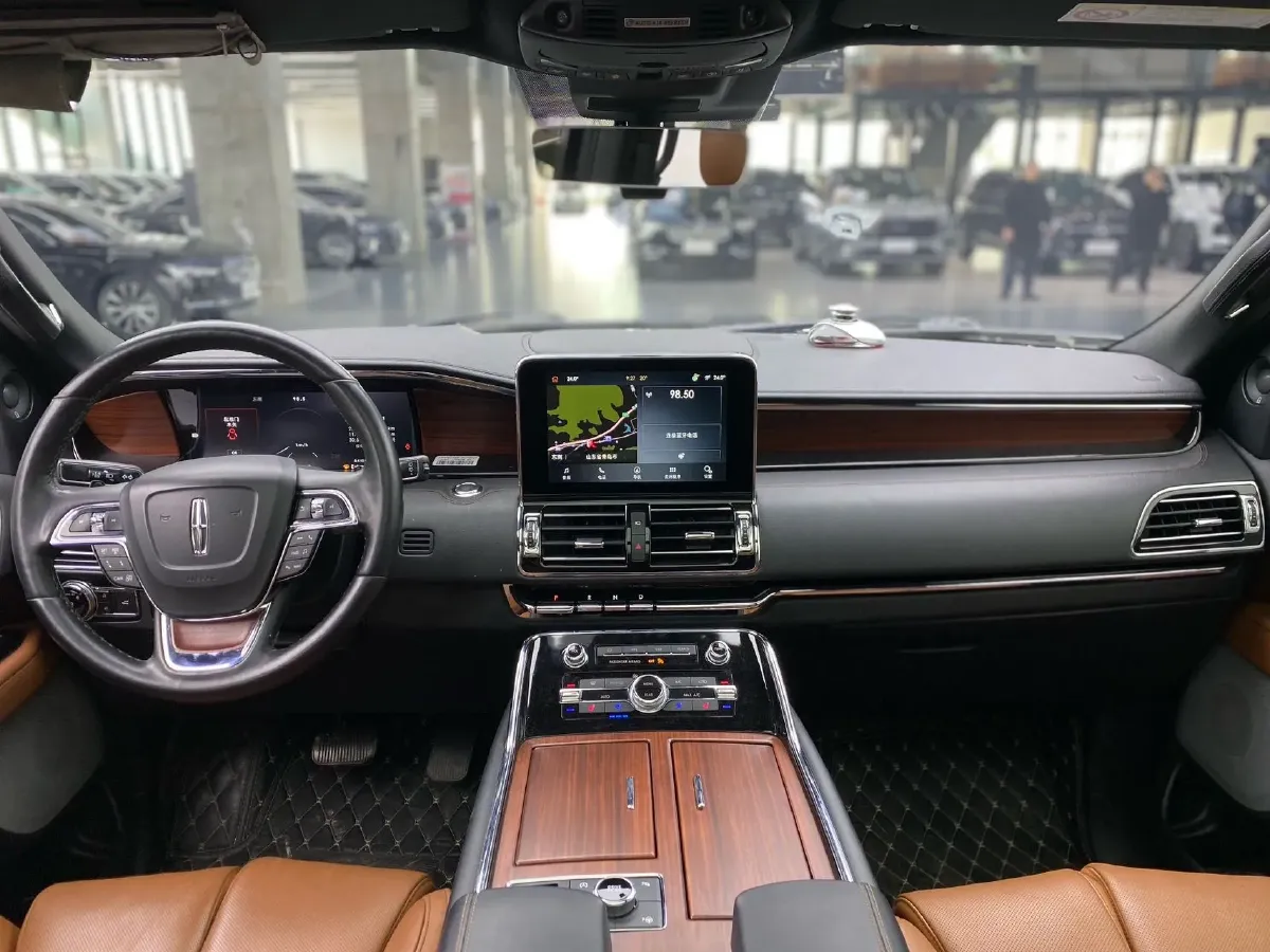 2020 Lincoln Navigator 3.5T 388HP V6 10AT,autocango,china used car exporter,china ev exporter,chinese used car exporter,chinese used ev exporter