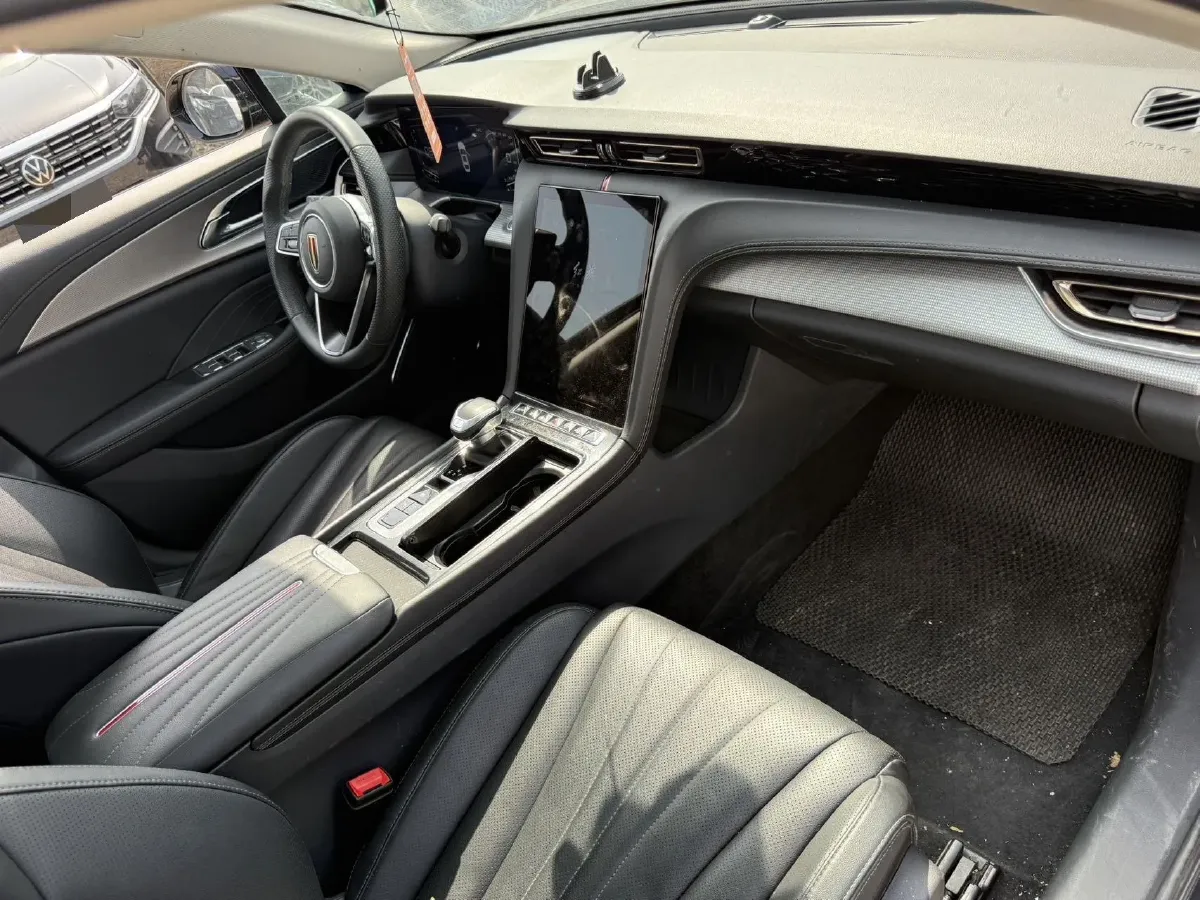 2024 HongQi H5 1.5T 169HP L4 7DCT,autocango,china used car exporter,china ev exporter,chinese used car exporter,chinese used ev exporter