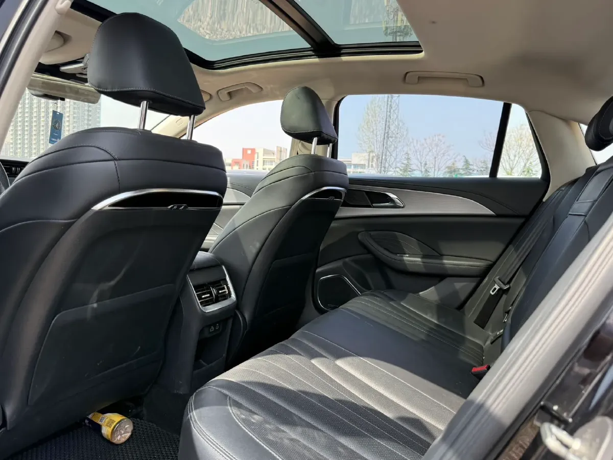 2024 HongQi H5 1.5T 169HP L4 7DCT,autocango,china used car exporter,china ev exporter,chinese used car exporter,chinese used ev exporter