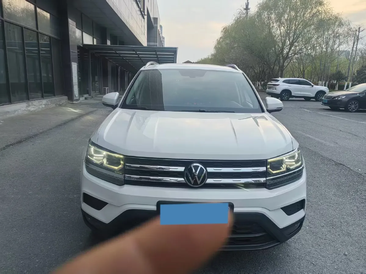 2021 Volkswagen Tharu 1.4T 150HP L4 7DCT,autocango,china used car exporter,china ev exporter,chinese used car exporter,chinese used ev exporter