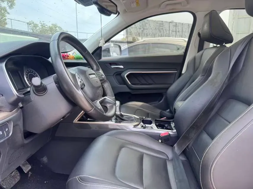2018 Haval H6 2.0T 197HP L4 7DCT,autocango,china used car exporter,china ev exporter,chinese used car exporter,chinese used ev exporter