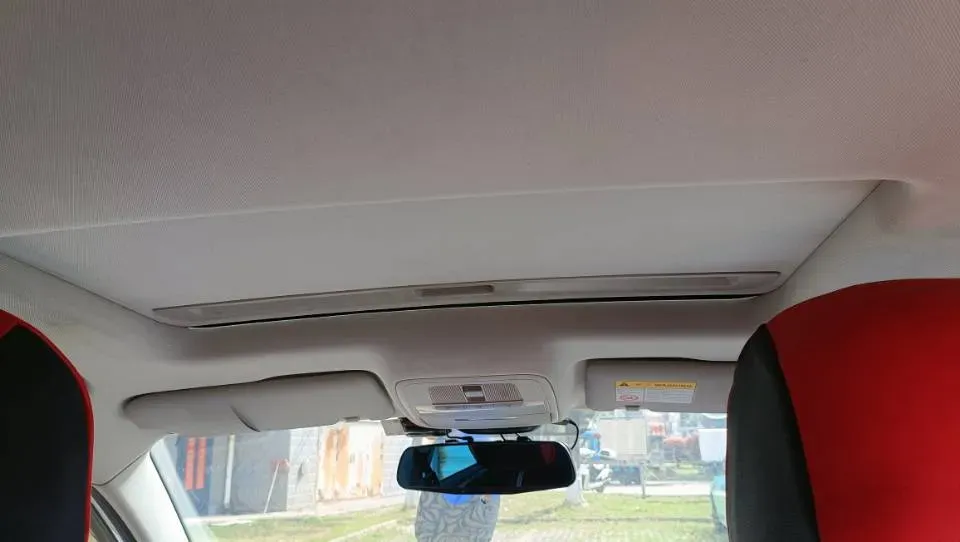 2019 Roewe i5 1.5T 169HP L4 7DCT,autocango,china used car exporter,china ev exporter,chinese used car exporter,chinese used ev exporter