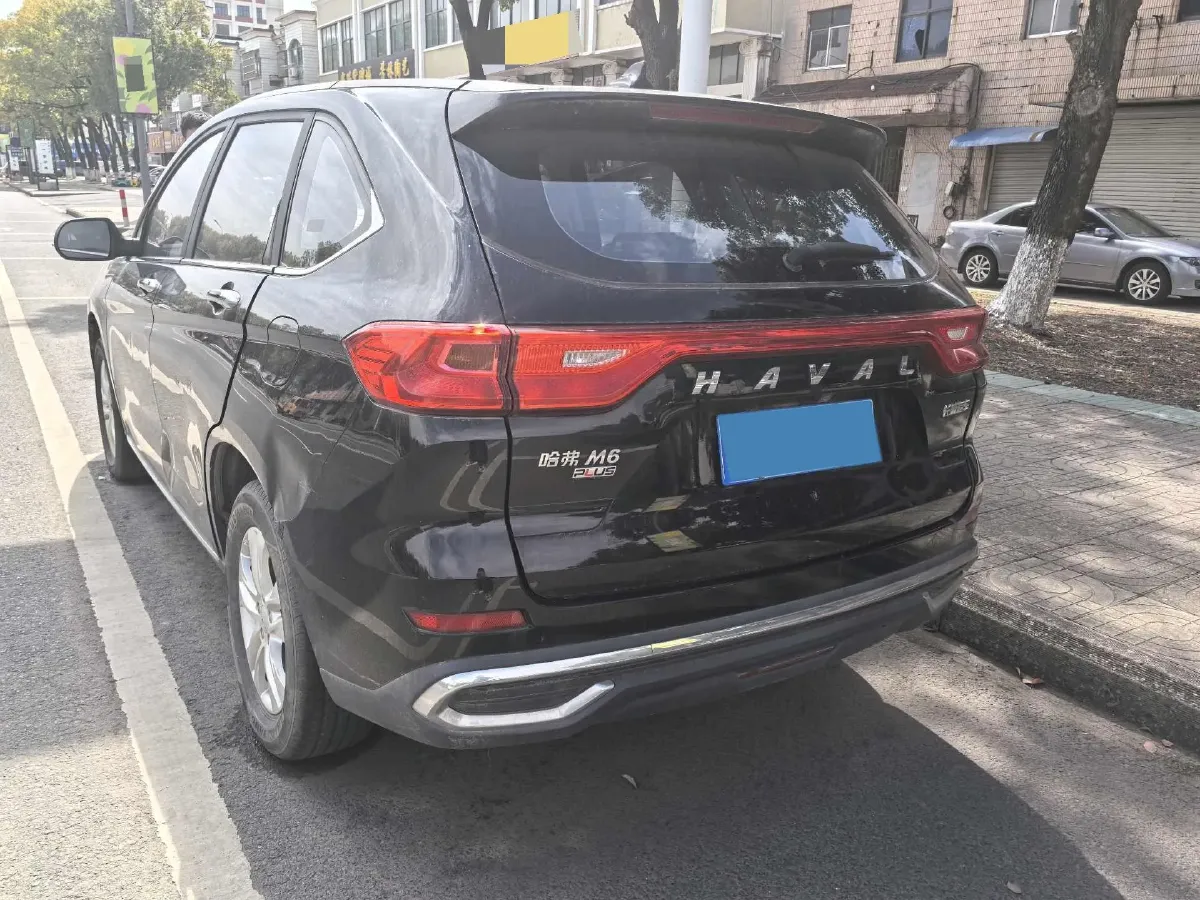 2021 Haval M6 1.5T 150HP L4 7DCT,autocango,china used car exporter,china ev exporter,chinese used car exporter,chinese used ev exporter