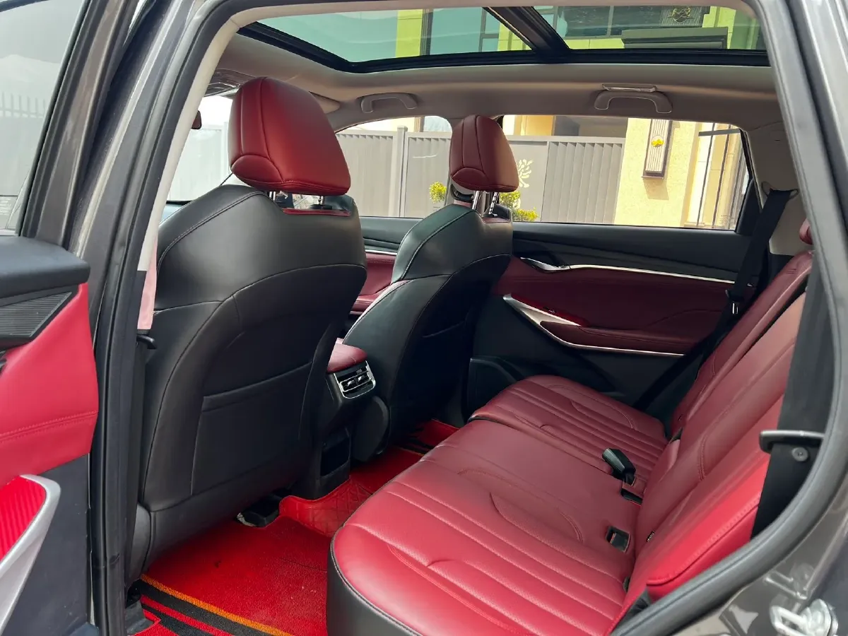 2020 ChangAn CS75 Plus 1.5T 178HP L4 6AT,autocango,china used car exporter,china ev exporter,chinese used car exporter,chinese used ev exporter