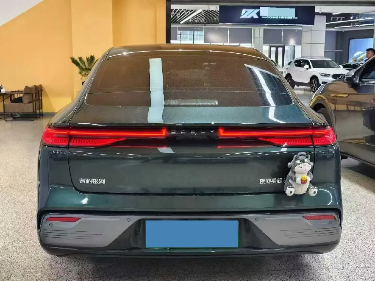 2025 Geely Galaxy Starshine 8 1.5L 112HP L4 1DHT PHEV,autocango,china used car exporter,china ev exporter,chinese used car exporter,chinese used ev exporter