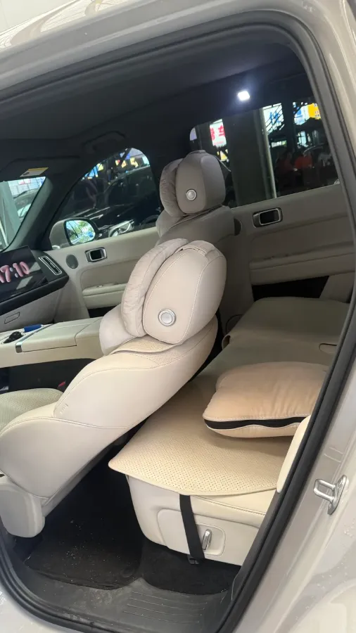 2024 Li L6 Range Extended 154HP L4 REEV 36.8KWH,autocango,china used car exporter,china ev exporter,chinese used car exporter,chinese used ev exporter