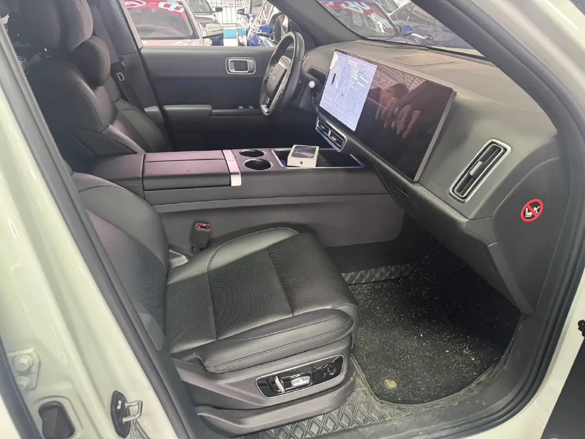 2023 Li L7 Range Extended 154HP REEV 40.9KWH,autocango,china used car exporter,china ev exporter,chinese used car exporter,chinese used ev exporter