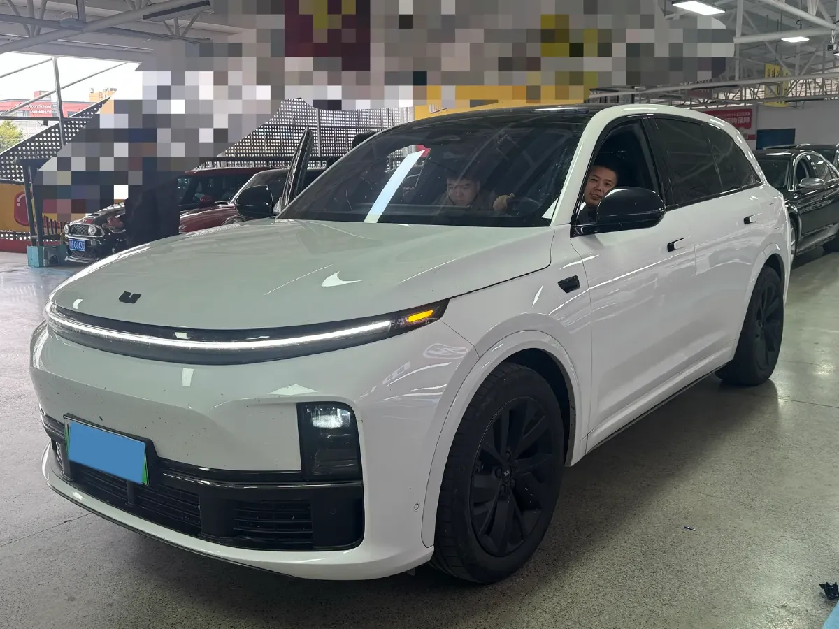 2023 Li L7 Range Extended 154HP REEV 40.9KWH,autocango,china used car exporter,china ev exporter,chinese used car exporter,chinese used ev exporter
