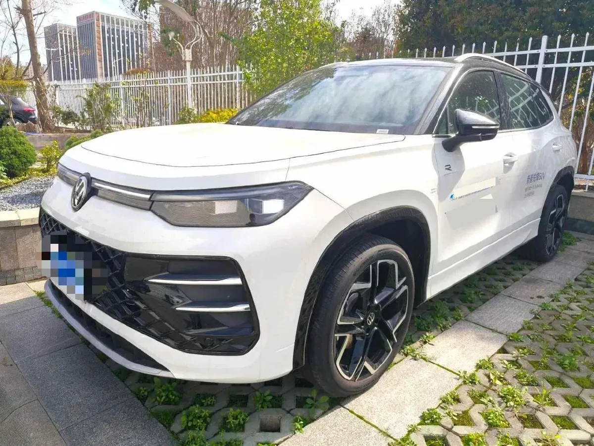 2025 Volkswagen Tayron 2.0T 220HP L4 7DCT,autocango,china used car exporter,china ev exporter,chinese used car exporter,chinese used ev exporter