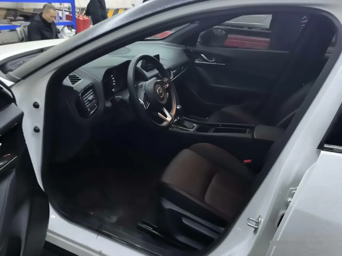 2021 Mazda CX-4 2.0L 158HP L4 6AT,autocango,china used car exporter,china ev exporter,chinese used car exporter,chinese used ev exporter