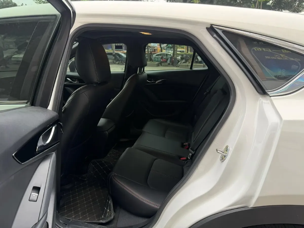 2021 Mazda CX-4 2.0L 158HP L4 6AT,autocango,china used car exporter,china ev exporter,chinese used car exporter,chinese used ev exporter