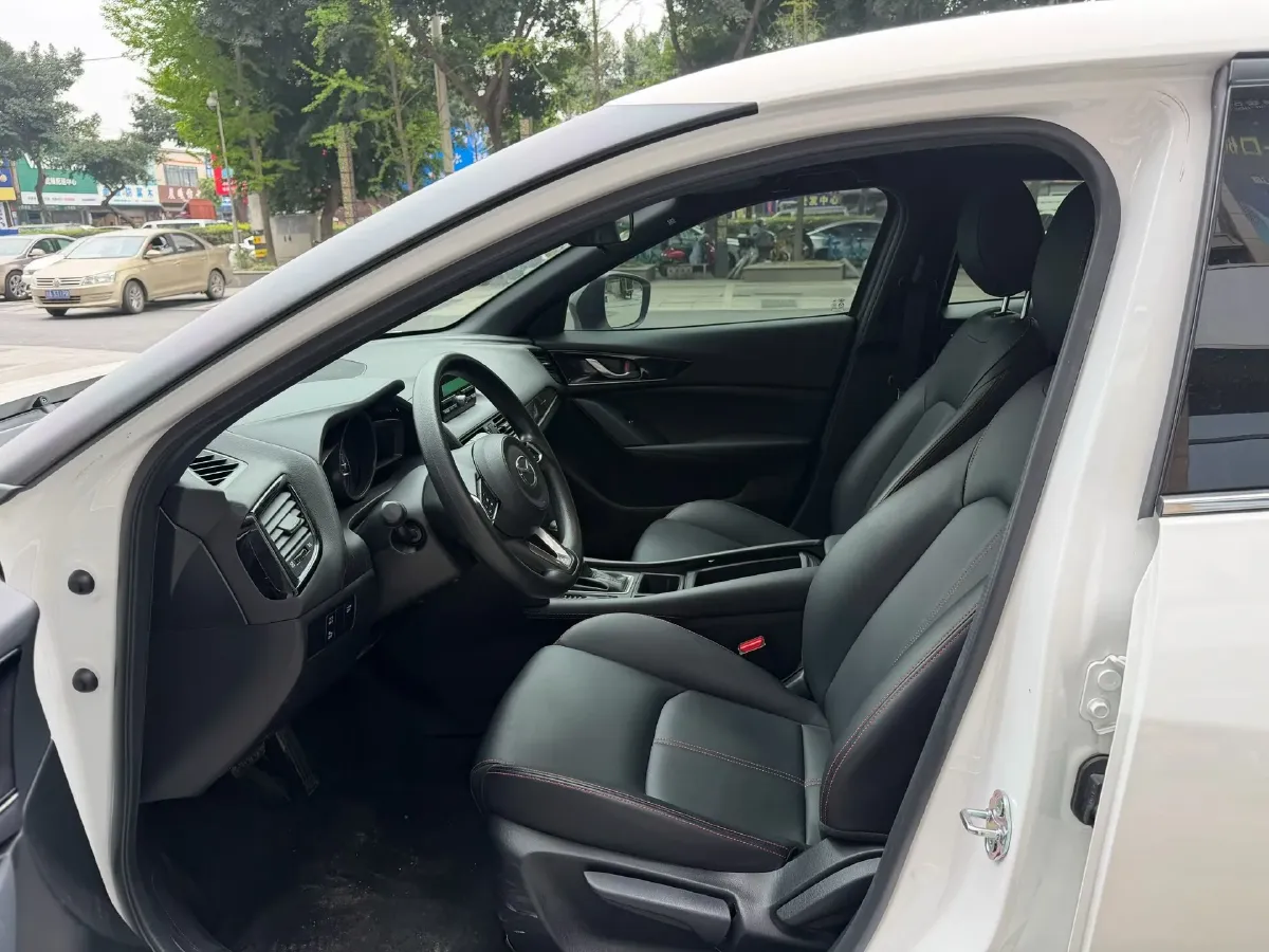 2021 Mazda CX-4 2.0L 158HP L4 6AT,autocango,china used car exporter,china ev exporter,chinese used car exporter,chinese used ev exporter