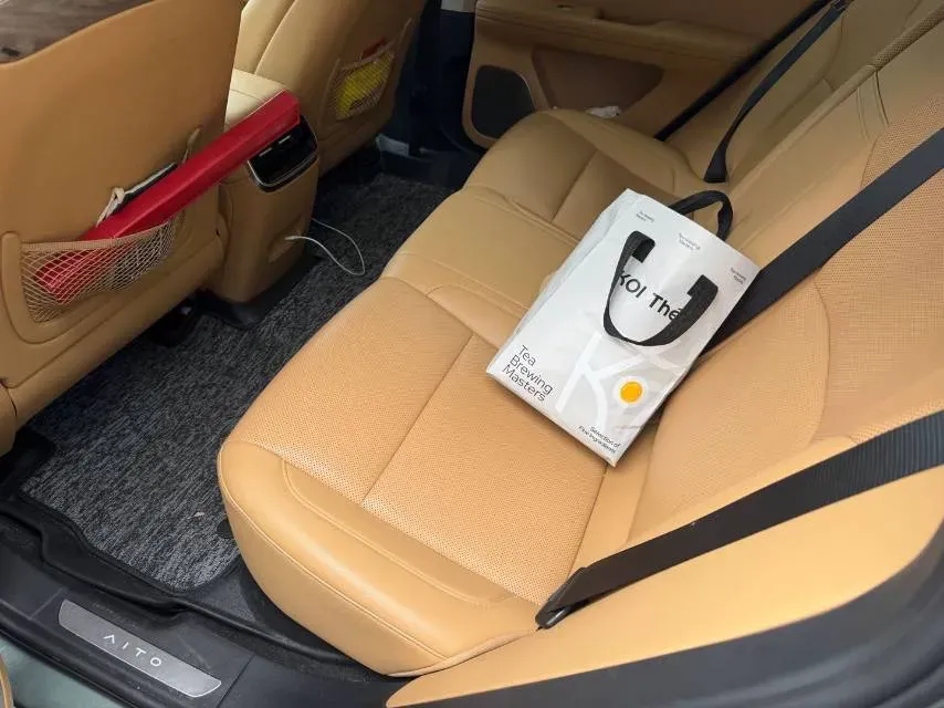 2022 JMC YuHu 7 2.0T 141HP L4 8AT,autocango,china used car exporter,china ev exporter,chinese used car exporter,chinese used ev exporter