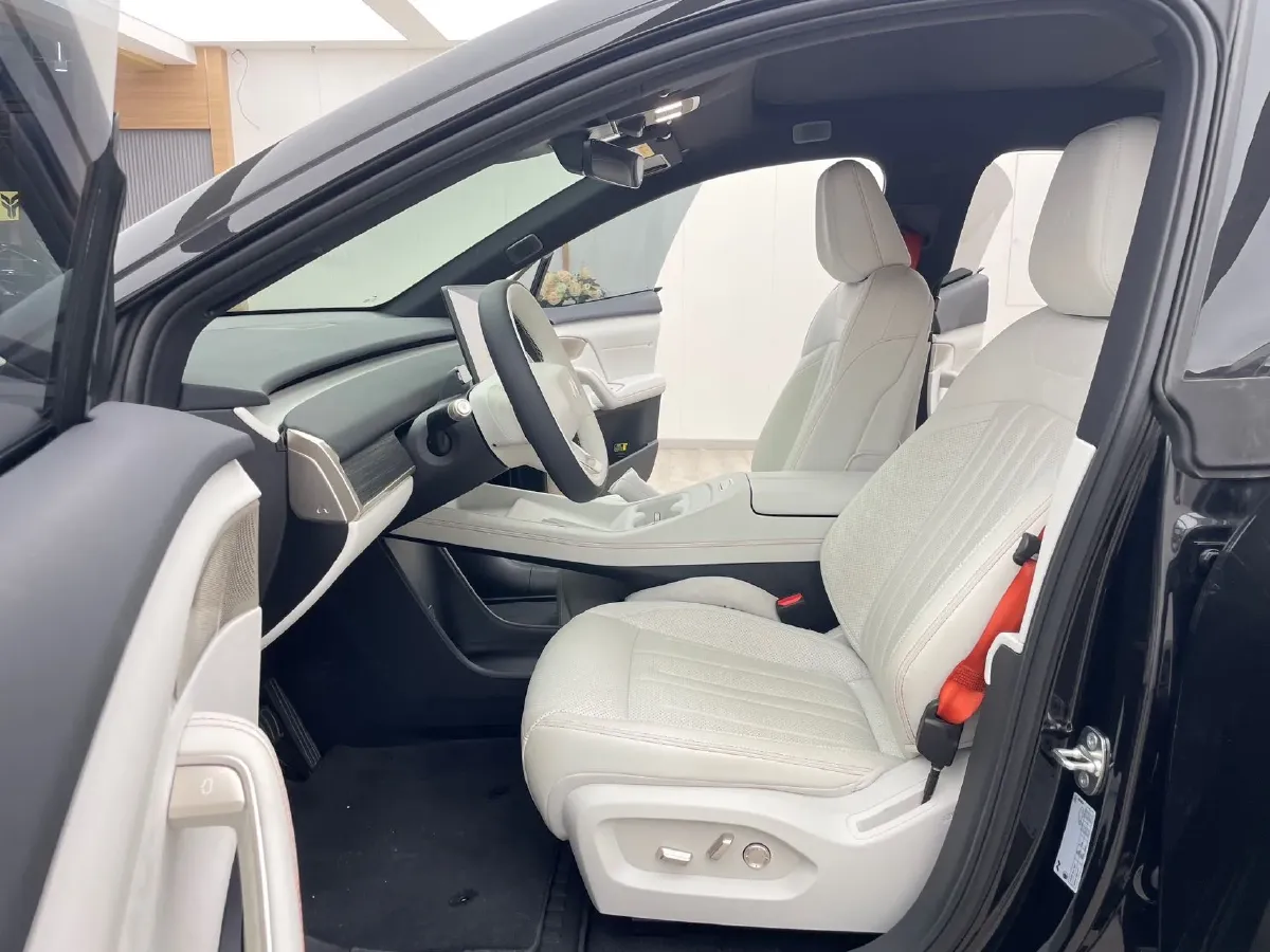 2024 ONVO L60 BEV 60KWH,autocango,china used car exporter,china ev exporter,chinese used car exporter,chinese used ev exporter