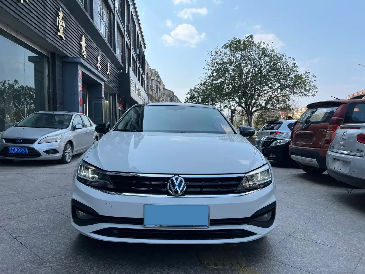 2019 Volkswagen T-Cross 1.4T 150HP L4 7DCT,autocango,china used car exporter,china ev exporter,chinese used car exporter,chinese used ev exporter