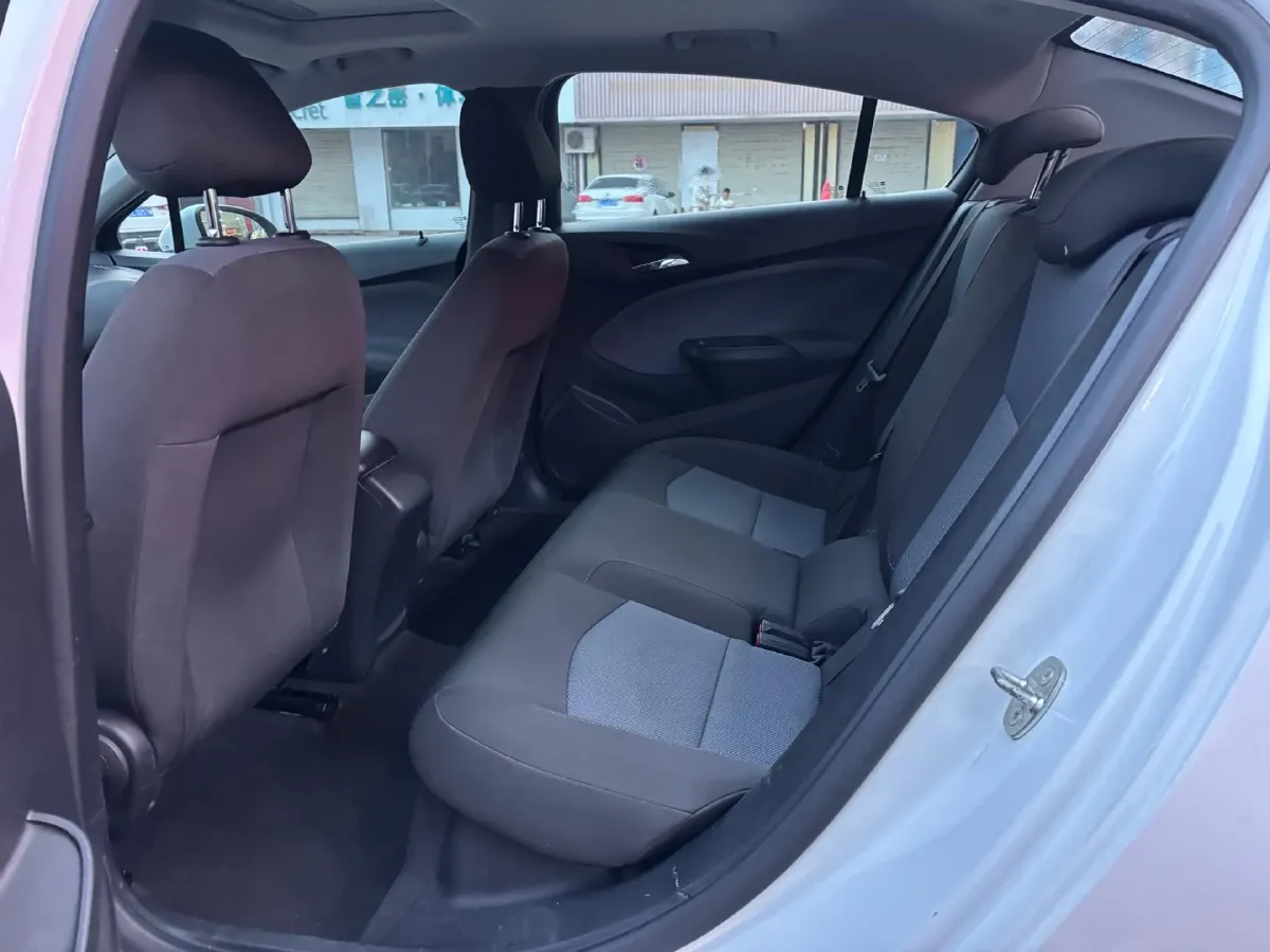 2018 Chevrolet Cruze 1.5L 114HP L4 6AT,autocango,china used car exporter,china ev exporter,chinese used car exporter,chinese used ev exporter