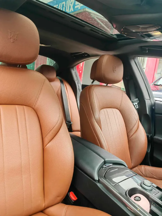 2019 Maserati Ghibli 3.0T 350HP V6 8AT,autocango,china used car exporter,china ev exporter,chinese used car exporter,chinese used ev exporter