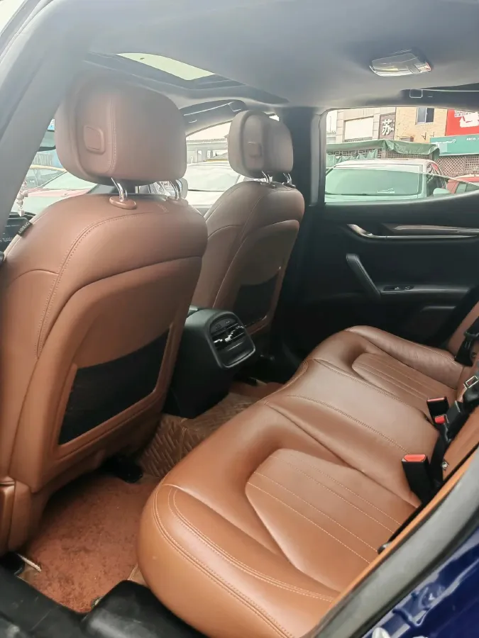 2019 Maserati Ghibli 3.0T 350HP V6 8AT,autocango,china used car exporter,china ev exporter,chinese used car exporter,chinese used ev exporter