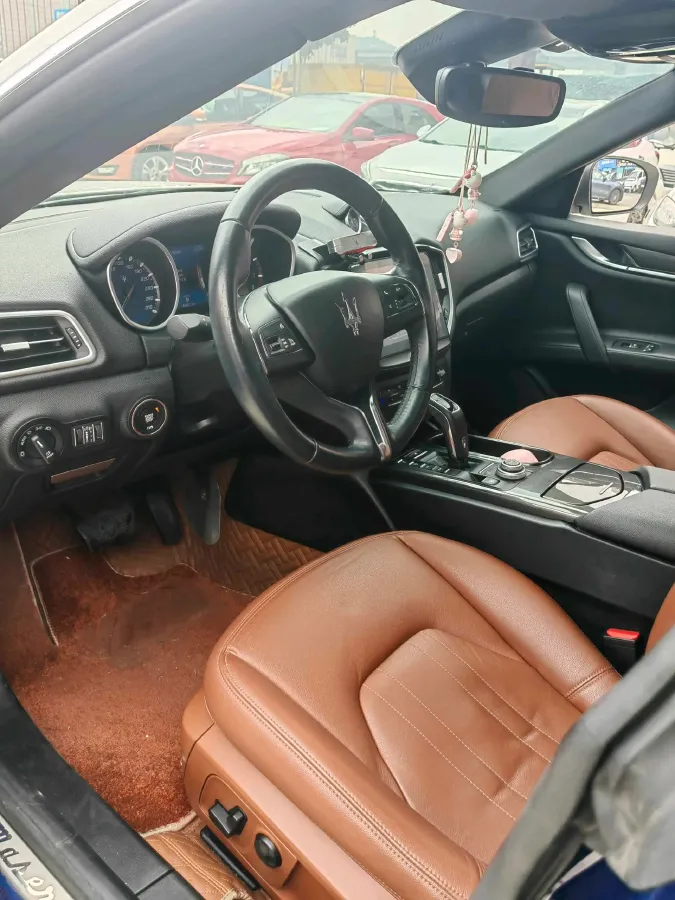 2019 Maserati Ghibli 3.0T 350HP V6 8AT,autocango,china used car exporter,china ev exporter,chinese used car exporter,chinese used ev exporter