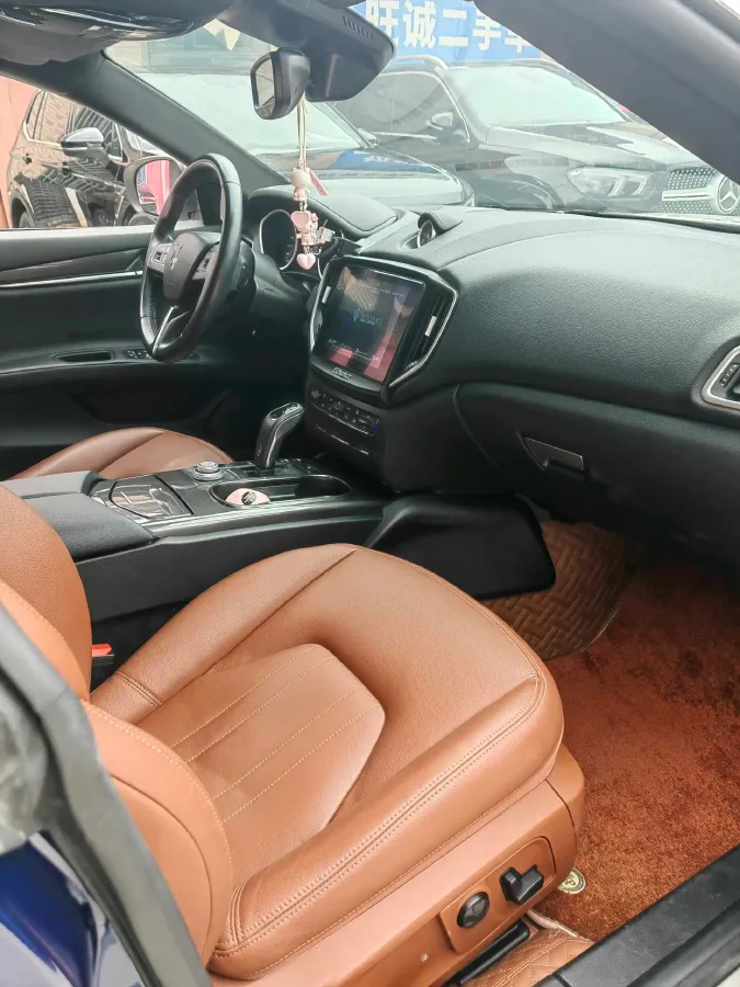 2019 Maserati Ghibli 3.0T 350HP V6 8AT,autocango,china used car exporter,china ev exporter,chinese used car exporter,chinese used ev exporter