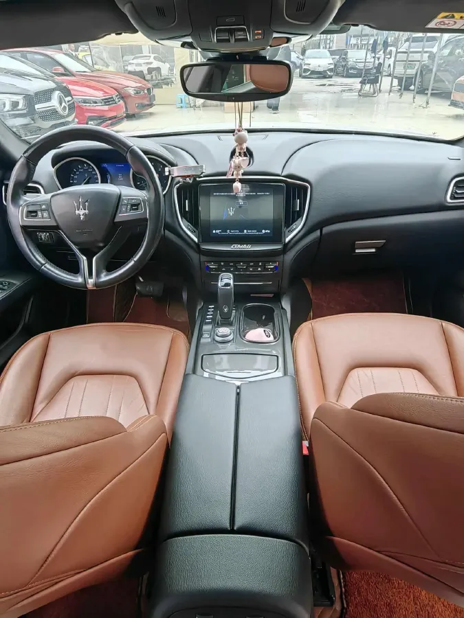 2019 Maserati Ghibli 3.0T 350HP V6 8AT,autocango,china used car exporter,china ev exporter,chinese used car exporter,chinese used ev exporter