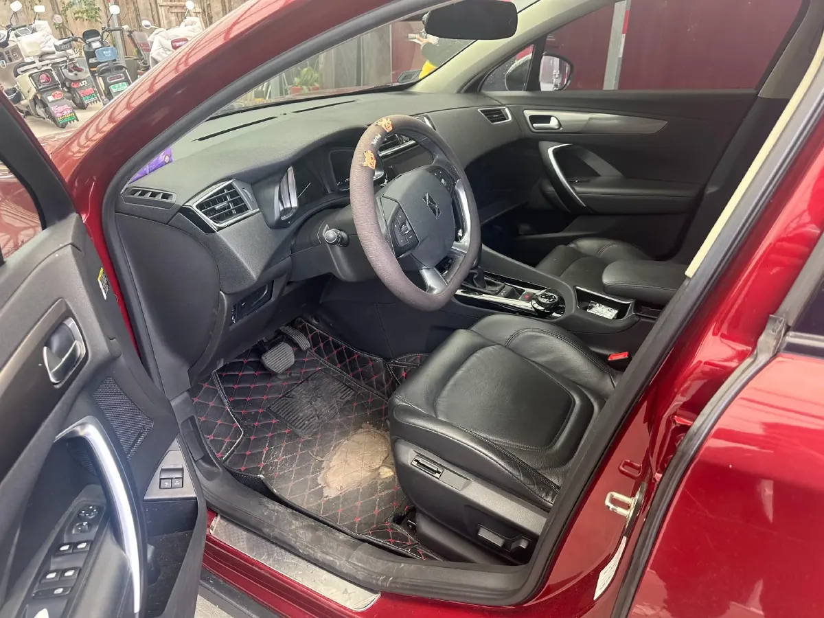 2018 DS 6 1.6T 167HP L4 6AT,autocango,china used car exporter,china ev exporter,chinese used car exporter,chinese used ev exporter