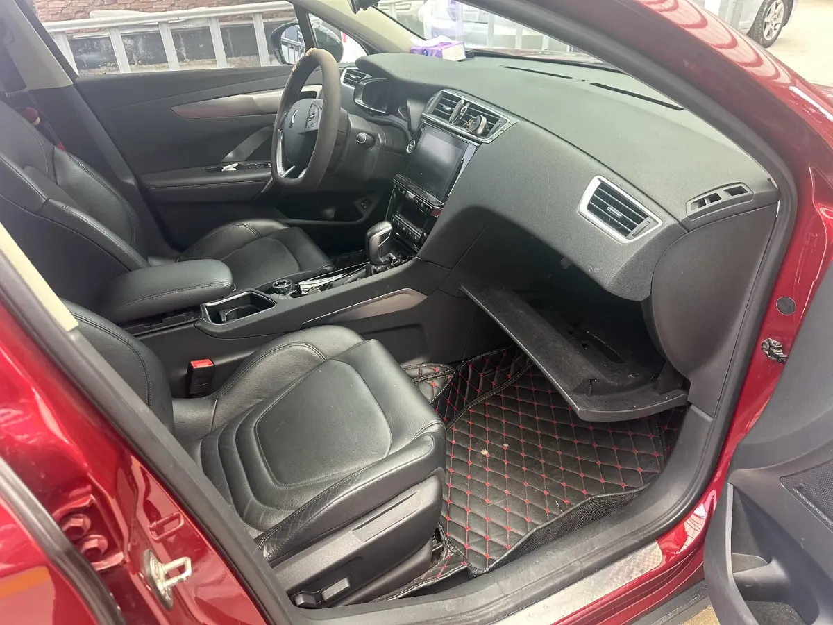 2018 DS 6 1.6T 167HP L4 6AT,autocango,china used car exporter,china ev exporter,chinese used car exporter,chinese used ev exporter