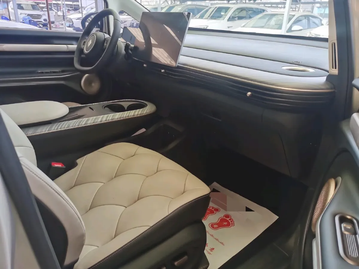 2023 BaoJun Cloud BEV 50.6KWH,autocango,china used car exporter,china ev exporter,chinese used car exporter,chinese used ev exporter