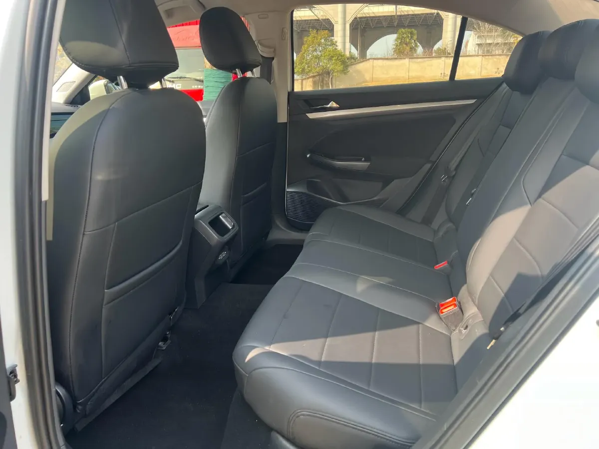 2021 Volkswagen Bora 1.5L 113HP L4 6AT,autocango,china used car exporter,china ev exporter,chinese used car exporter,chinese used ev exporter