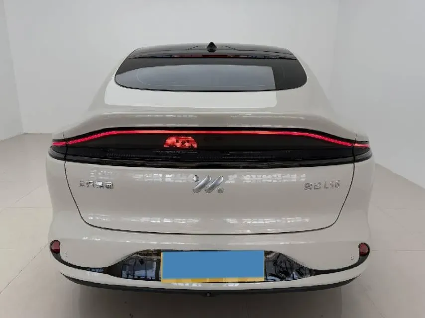 2025 IM LS6 BEV 75KWH,autocango,china used car exporter,china ev exporter,chinese used car exporter,chinese used ev exporter