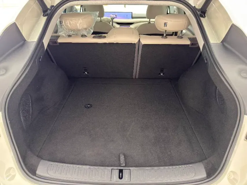 2025 IM LS6 BEV 75KWH,autocango,china used car exporter,china ev exporter,chinese used car exporter,chinese used ev exporter