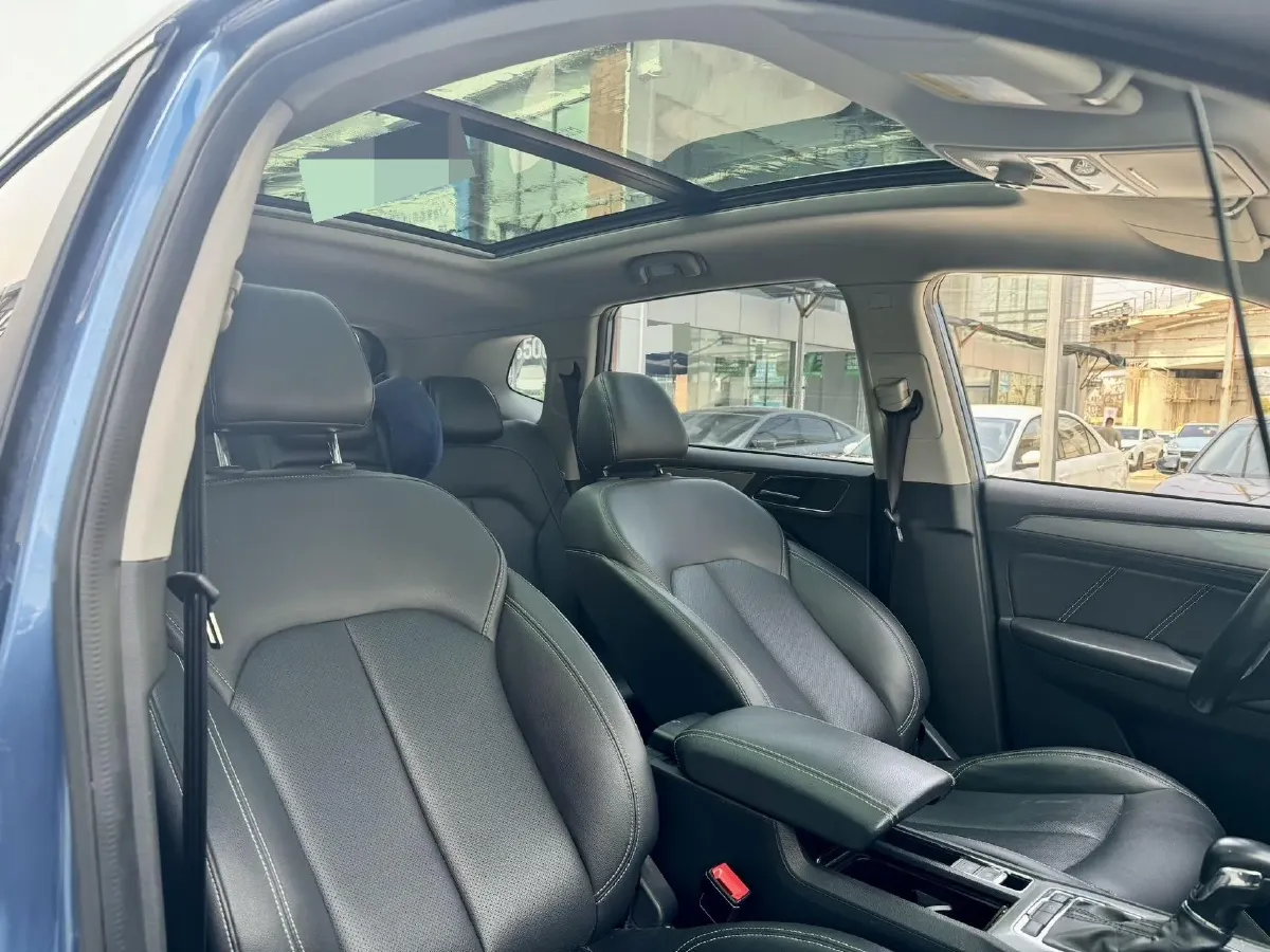 2018 Roewe RX5 1.5T 169HP L4 7DCT,autocango,china used car exporter,china ev exporter,chinese used car exporter,chinese used ev exporter