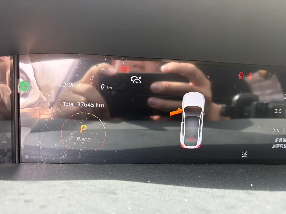 2023 ChangAn UNI-V 1.5T 188HP L4 7DCT,autocango,china used car exporter,china ev exporter,chinese used car exporter,chinese used ev exporter