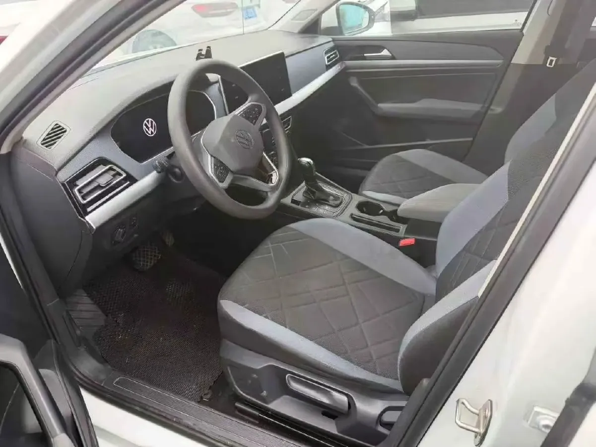 2022 BeiJing Auto X7 1.5T 188HP L4 7DCT,autocango,china used car exporter,china ev exporter,chinese used car exporter,chinese used ev exporter