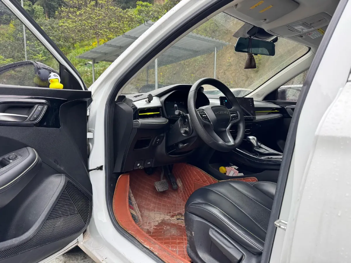 2021 Roewe i5 1.5L 120HP L4 CVT,autocango,china used car exporter,china ev exporter,chinese used car exporter,chinese used ev exporter