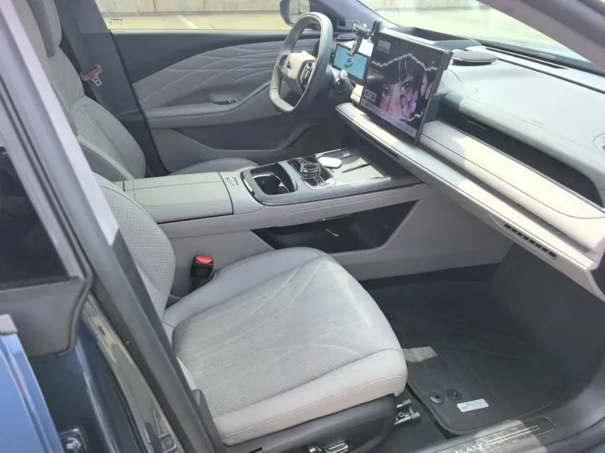 2025 Geely Galaxy Starshine 8 1.5T 163HP L4 3DHT PHEV 27.69KWH,autocango,china used car exporter,china ev exporter,chinese used car exporter,chinese used ev exporter