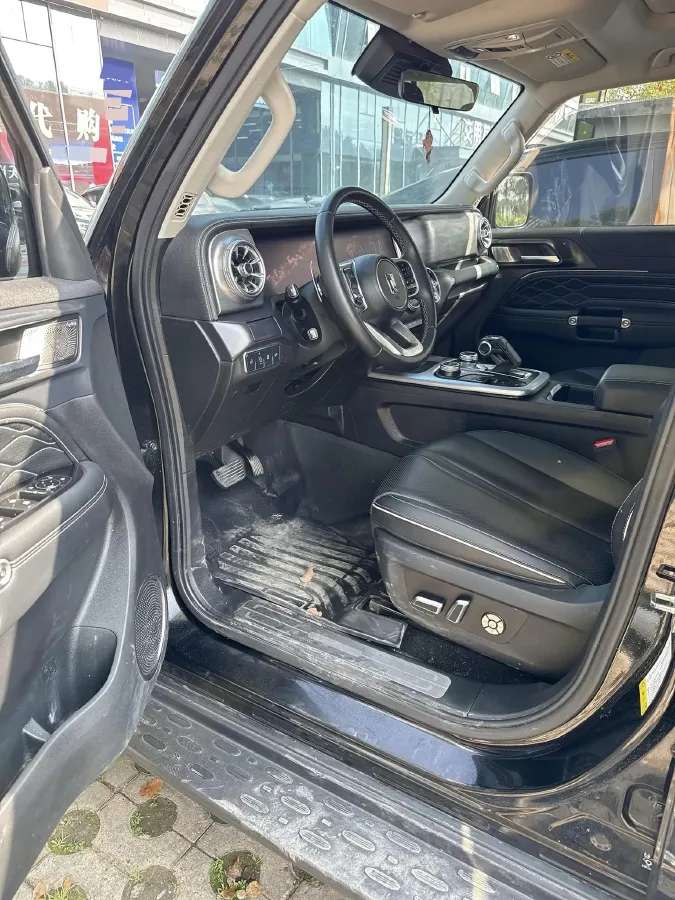 2024 Tank 300 2.0T 227HP L4 8AT,autocango,china used car exporter,china ev exporter,chinese used car exporter,chinese used ev exporter