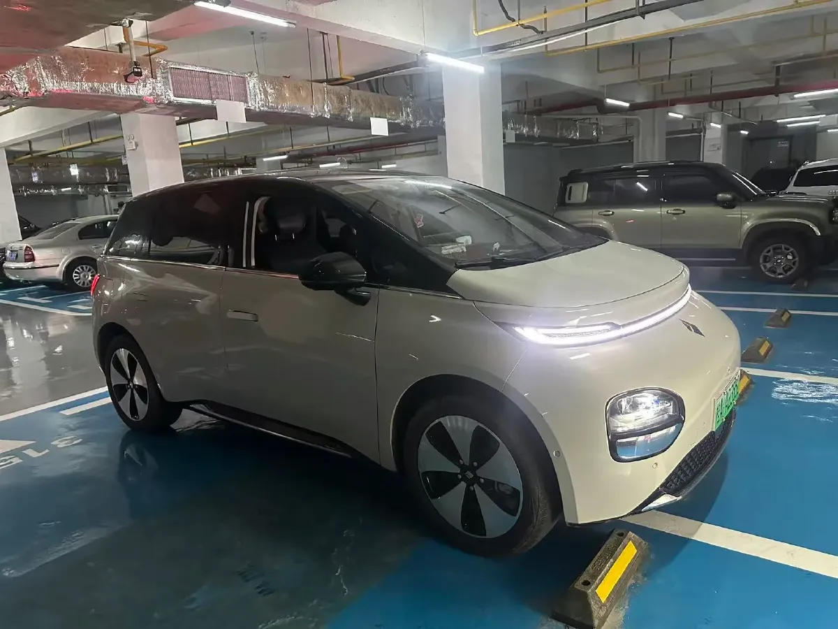 2023 BaoJun Cloud BEV 50.6KWH,autocango,china used car exporter,china ev exporter,chinese used car exporter,chinese used ev exporter