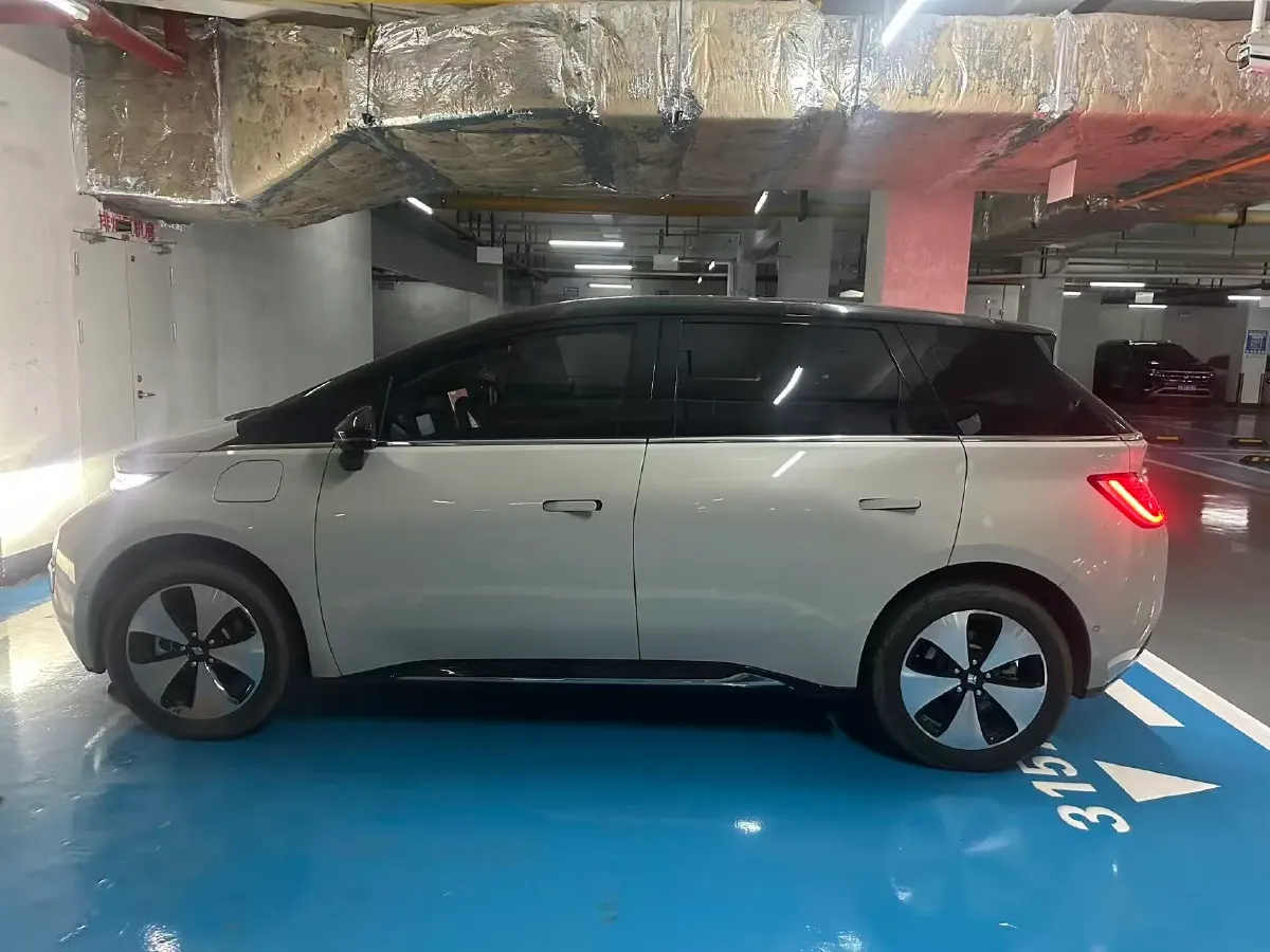 2023 BaoJun Cloud BEV 50.6KWH,autocango,china used car exporter,china ev exporter,chinese used car exporter,chinese used ev exporter