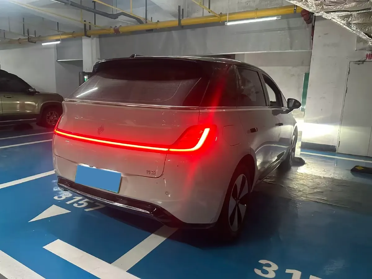 2023 BaoJun Cloud BEV 50.6KWH,autocango,china used car exporter,china ev exporter,chinese used car exporter,chinese used ev exporter