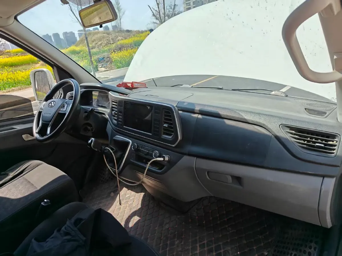 2021 MAXUS T70 2.0T 214HP L4 6MT,autocango,china used car exporter,china ev exporter,chinese used car exporter,chinese used ev exporter