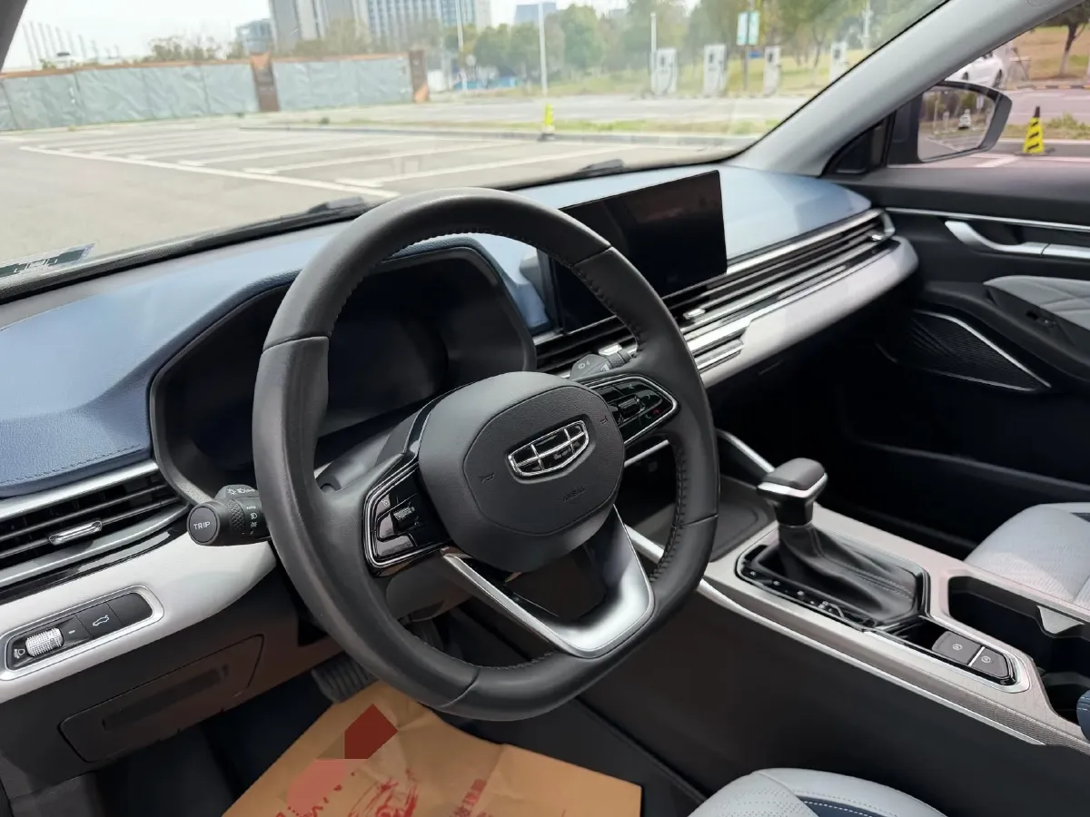 2022 Geely Emgrand 1.5L 114HP L4 CVT,autocango,china used car exporter,china ev exporter,chinese used car exporter,chinese used ev exporter