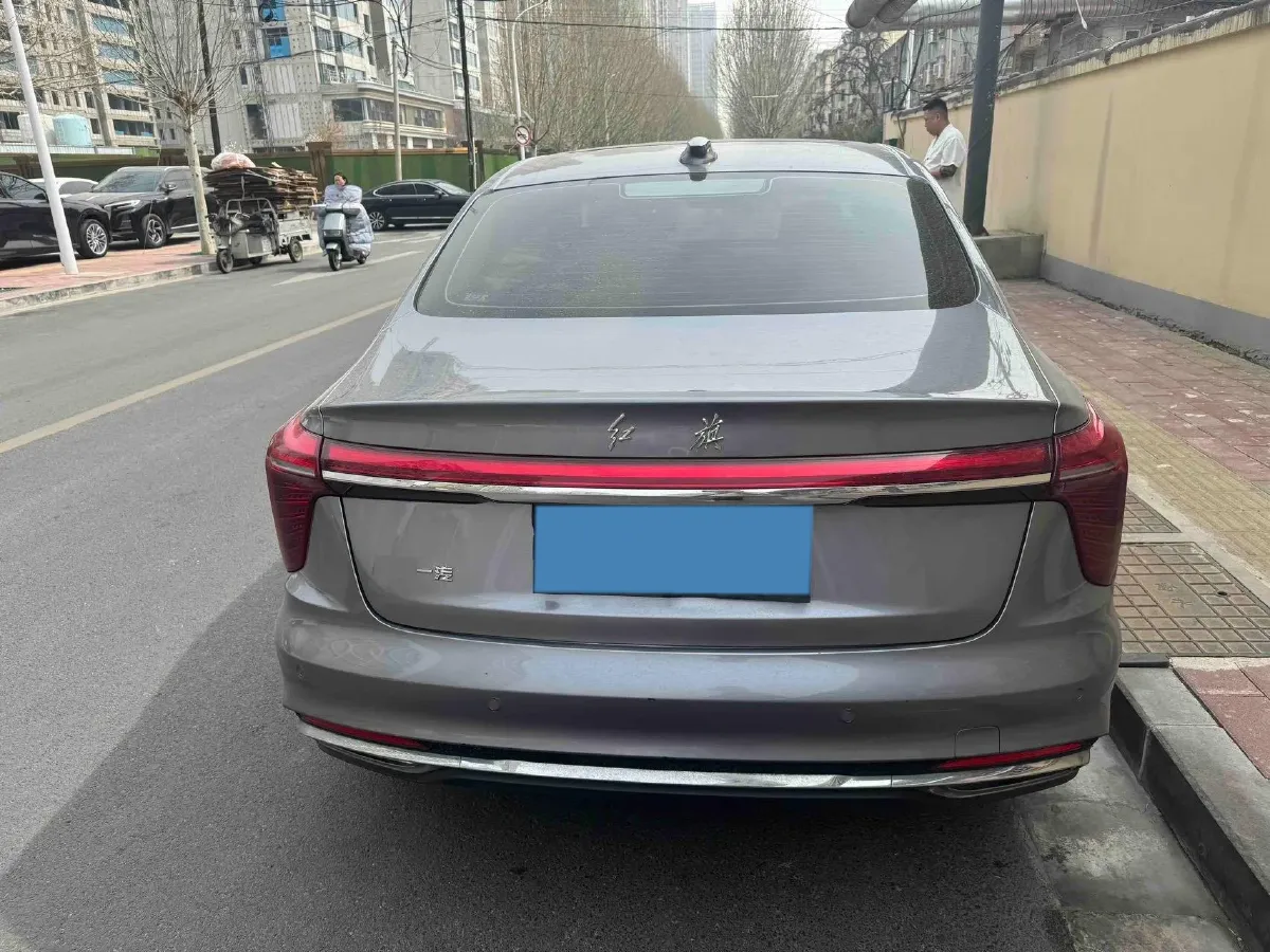2023 HongQi H5 1.5T 169HP L4 7DCT,autocango,china used car exporter,china ev exporter,chinese used car exporter,chinese used ev exporter