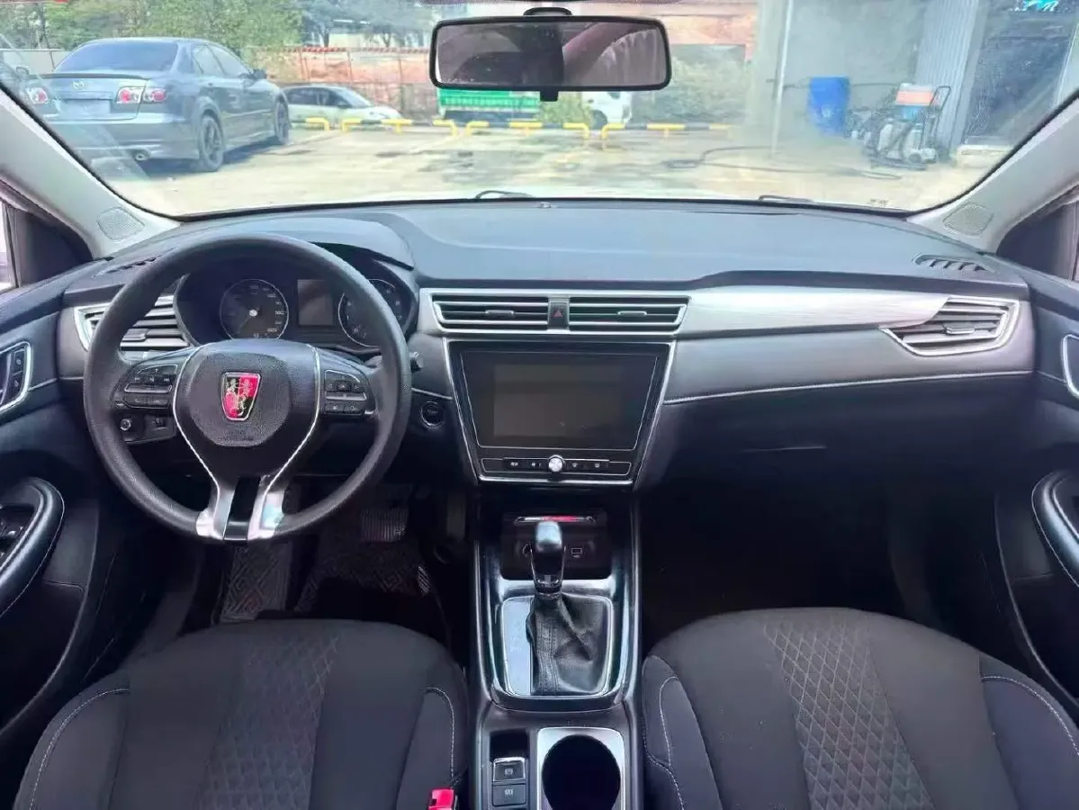 2019 Roewe i5 1.5L 120HP L4 CVT,autocango,china used car exporter,china ev exporter,chinese used car exporter,chinese used ev exporter