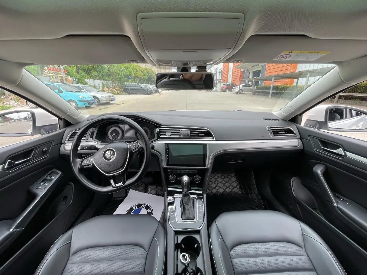 2019 Volkswagen Passat 1.4T 150HP L4 7DCT,autocango,china used car exporter,china ev exporter,chinese used car exporter,chinese used ev exporter